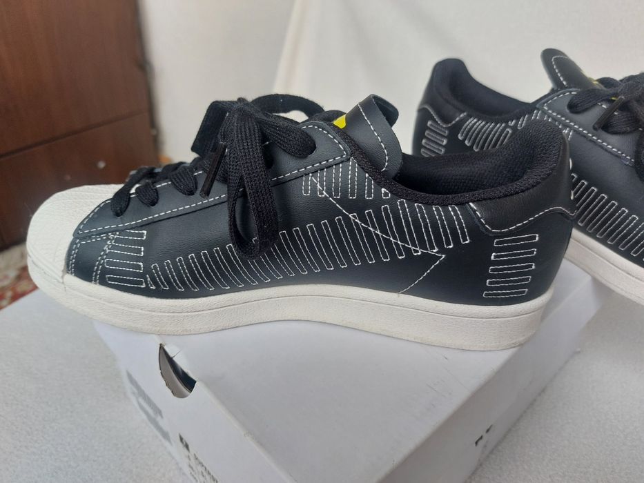 Adidas Superstar 38 2/3