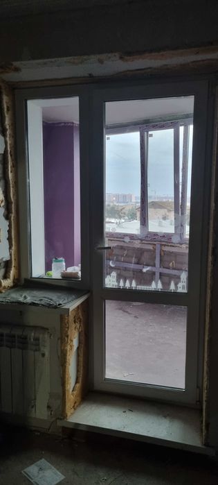 Выход на балкон(окно и дверь) б/у