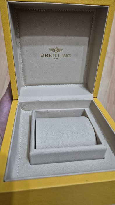Cutie ceas Breitling