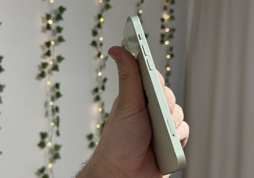 iPhone 12 128Gb с гарантией