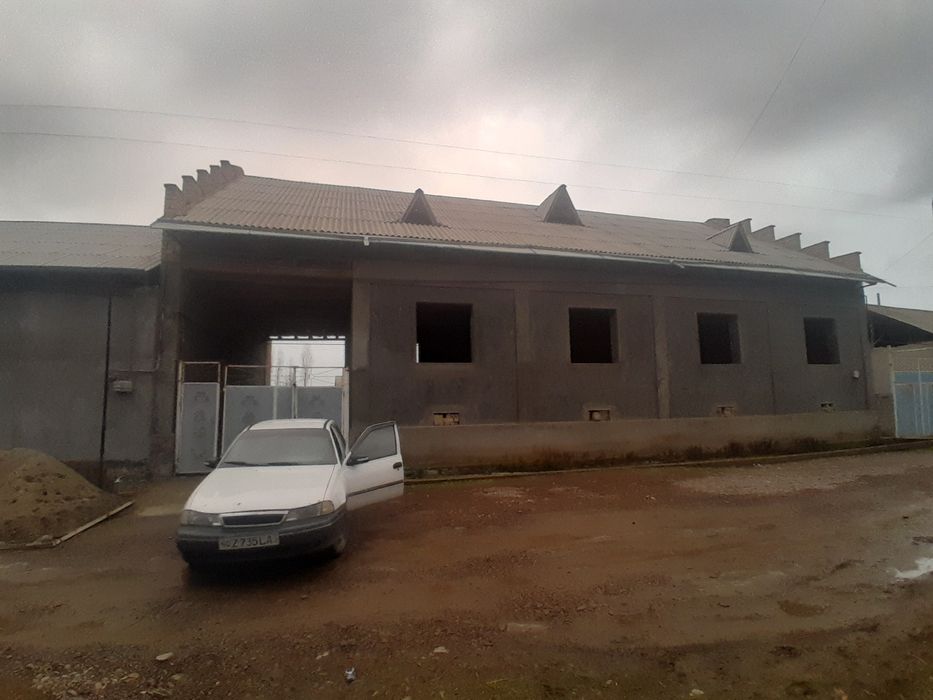 Uy sotiladi hamma sharoitlari bor