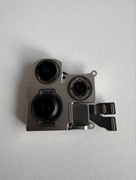 Camera originala iPhone 15 Pro Max
