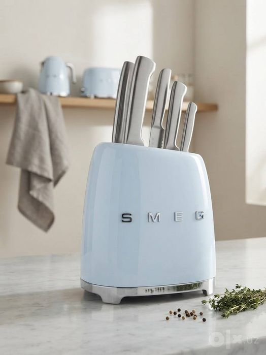 Набор кухонных ножей Smeg