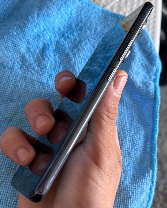 Honor 90 5G 12+7 RAM 512Gb