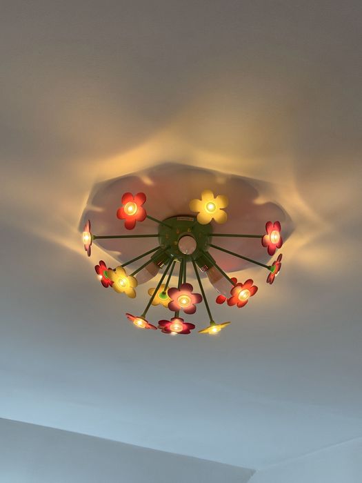 Vand lustra cu telecomanda copii