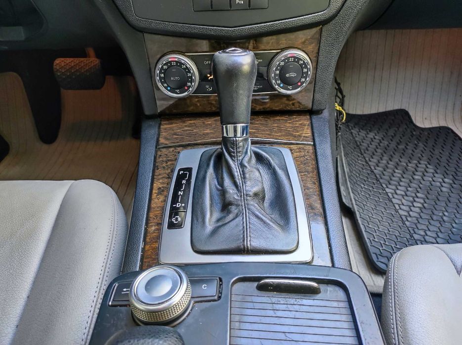 Мерцедес С клас 220, w204