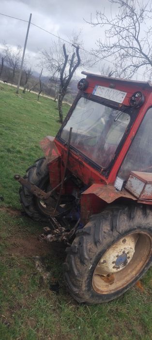 Vând sau schimb cu autoturism de teren cu ladă!