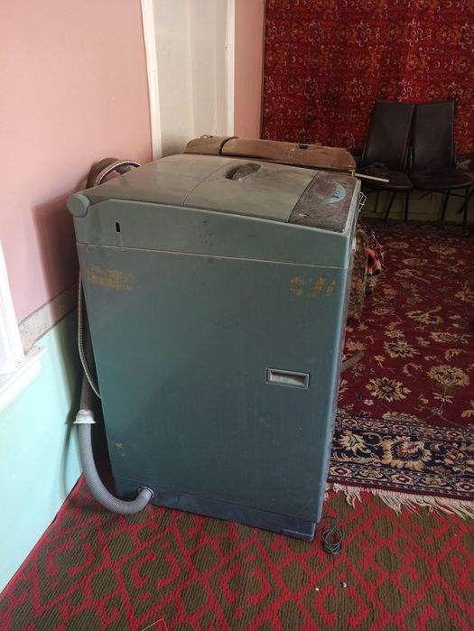 Полу автомат стералная мошина