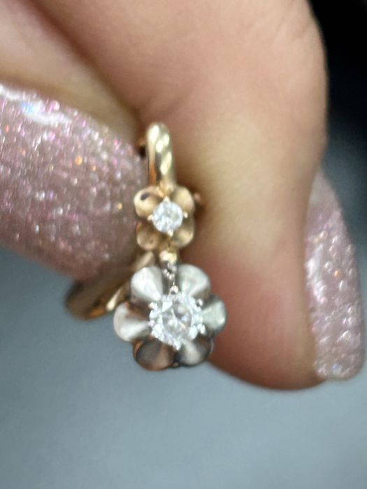 Золотые серьги 585