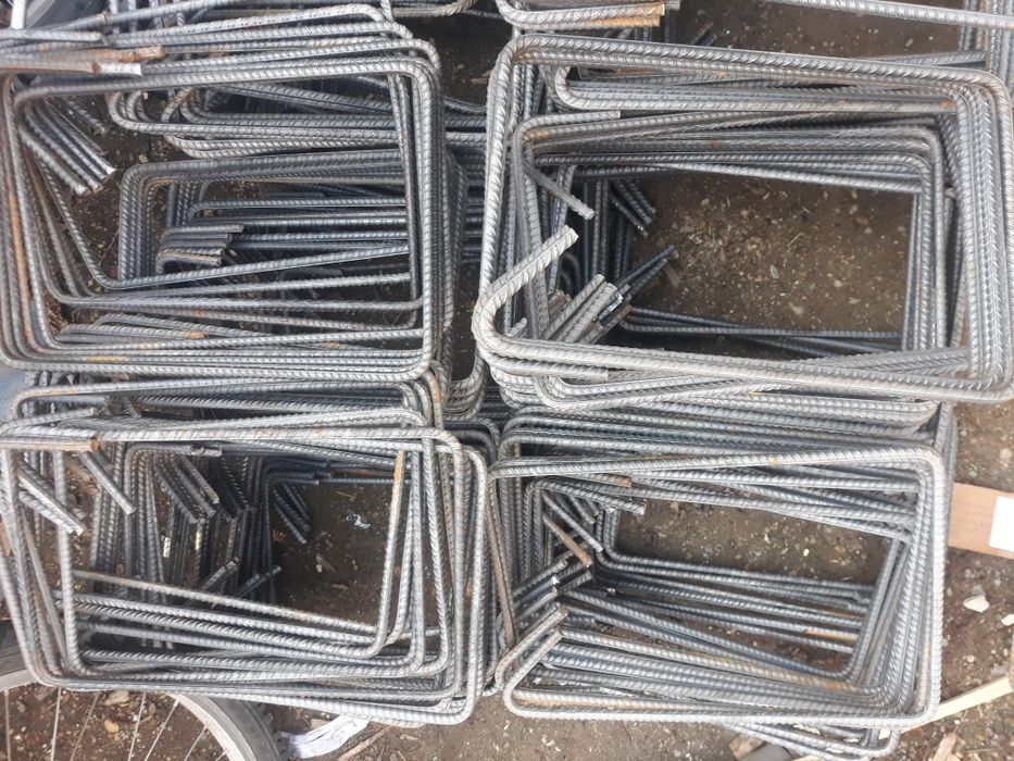 Etrieri  din fier beton  de 8