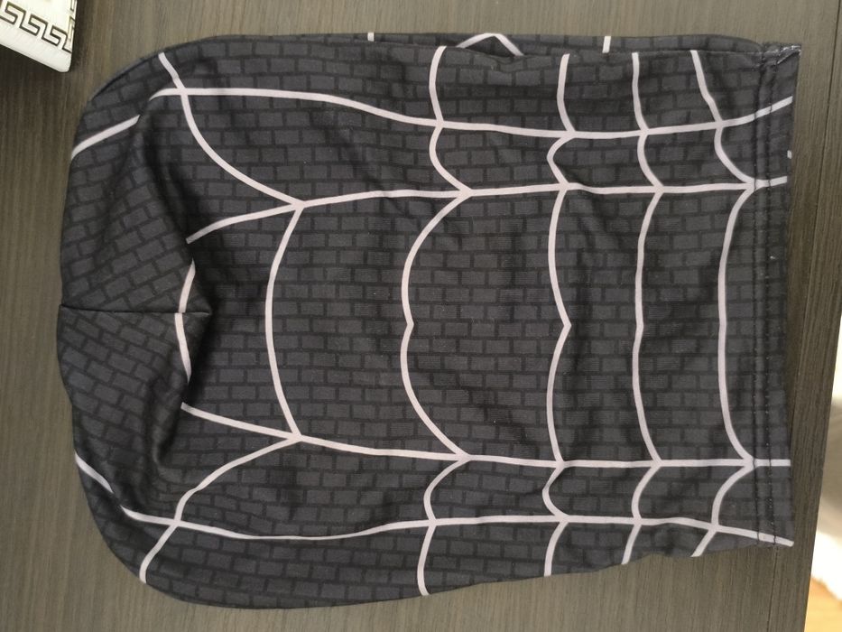 Продам маску человека паука