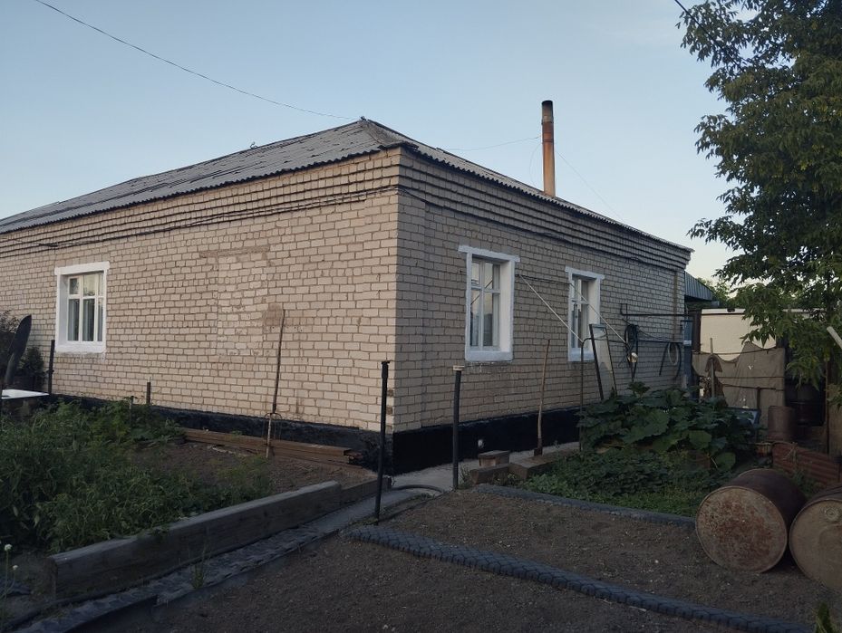 Продам дом три комнаты