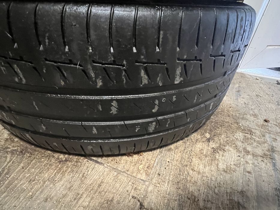 Jante wv 5x112 r 18 cu anvelope foarte bune