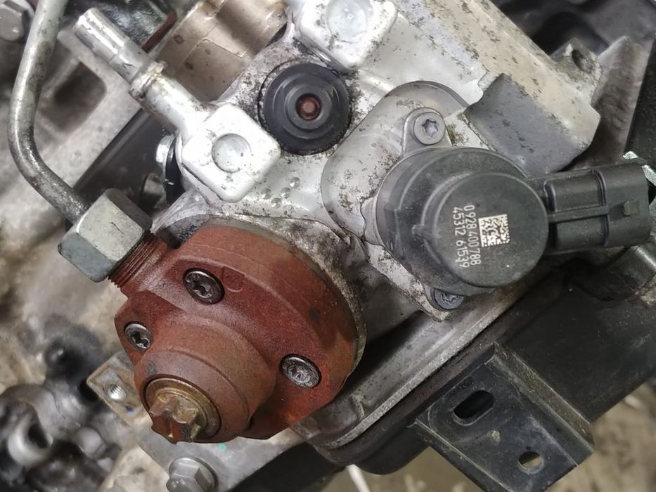 pompa inalta 1.5 tdci ugjc ford b-max fiesta 6  0445010577  cv2q9a543aa
