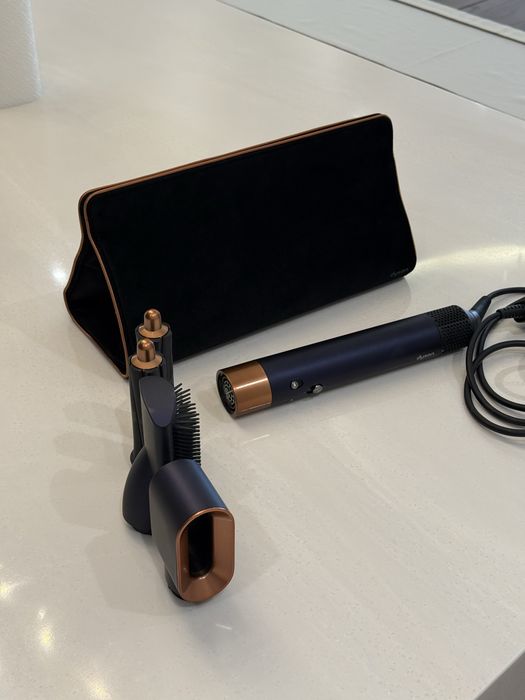 Dyson стайлер полная комплектация