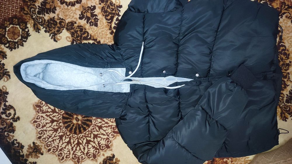 СРОЧНО продам куртку демисезон