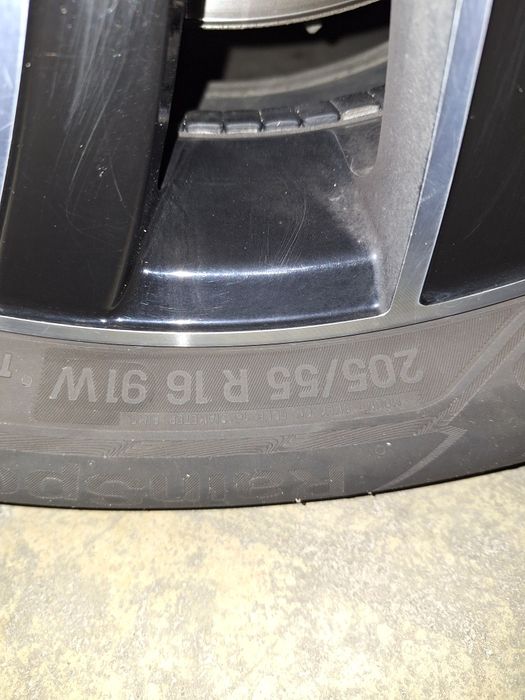 Продавам Гуми с Джанти