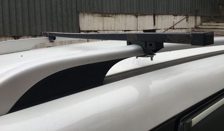Рейлинги на крышу машины