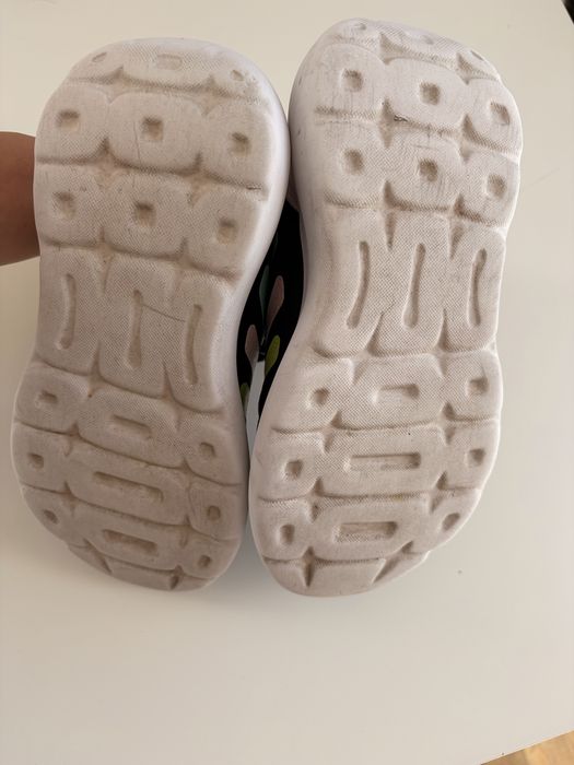 Маратонки Adidas 32 номер с леки забележки
