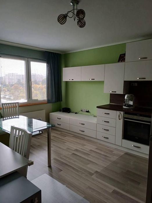 Дава се под наем Тристаен апартамент в София, Младост 4 - 78 кв.м за 777.75 € - Снимка #2