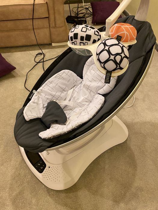 Balansoar 4moms - insert nou nascut inclus