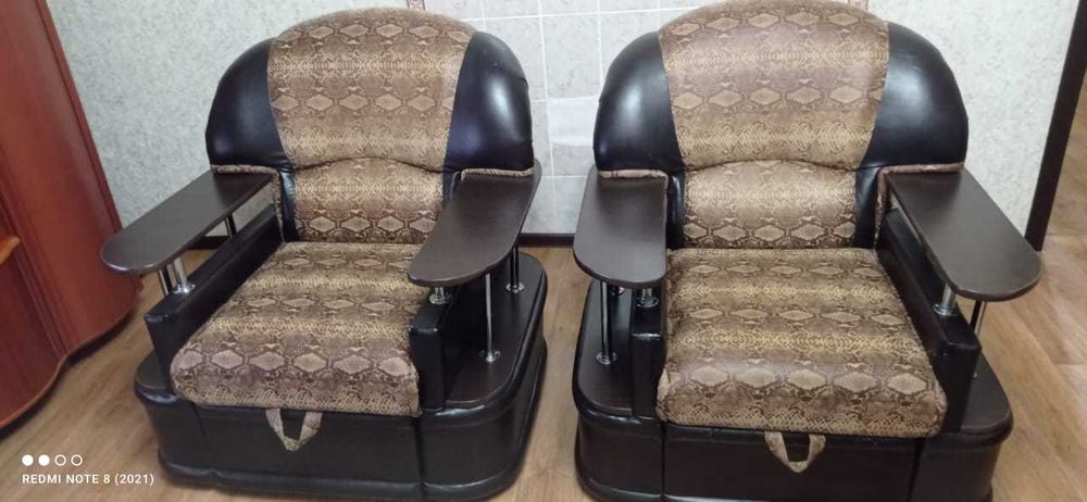 Кресла для гостиной