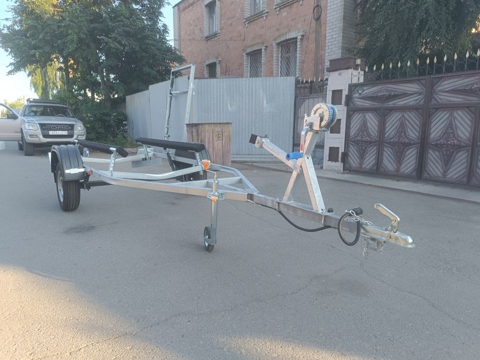 Продам прицеп под водную технику