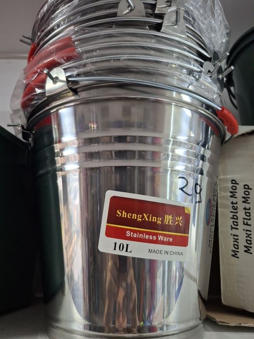 Galeata din Inox 10L cu maner rosu