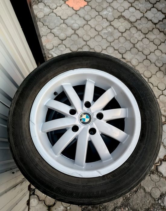 Диск от бмв с шинами