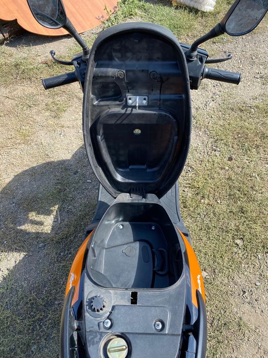 Продам скутер м8