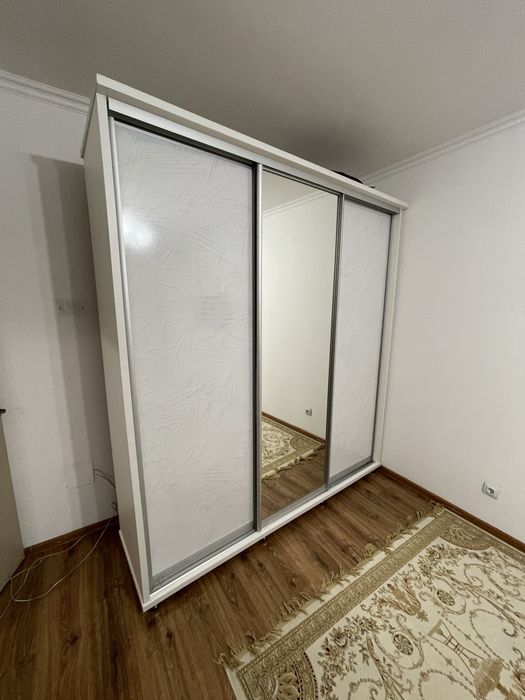 Шкаф- купе большой