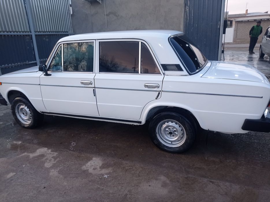 Vaz 2106 sotiladi