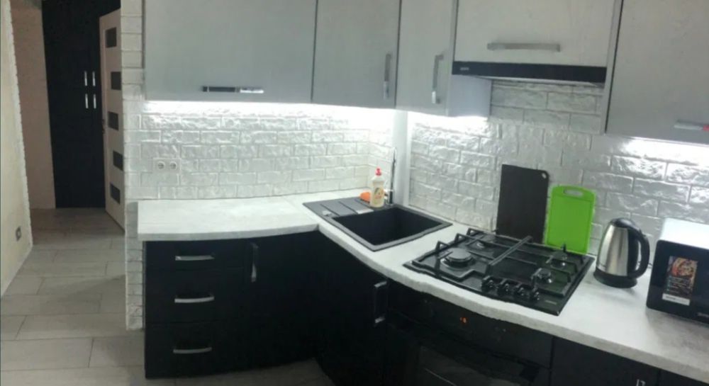 Сарыарка 11-Кенесары, 2часа 2000