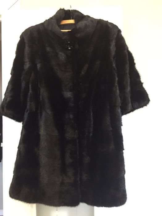 Шуба норковая черная