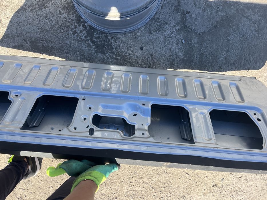 2 броя капак Mitsubishi L200