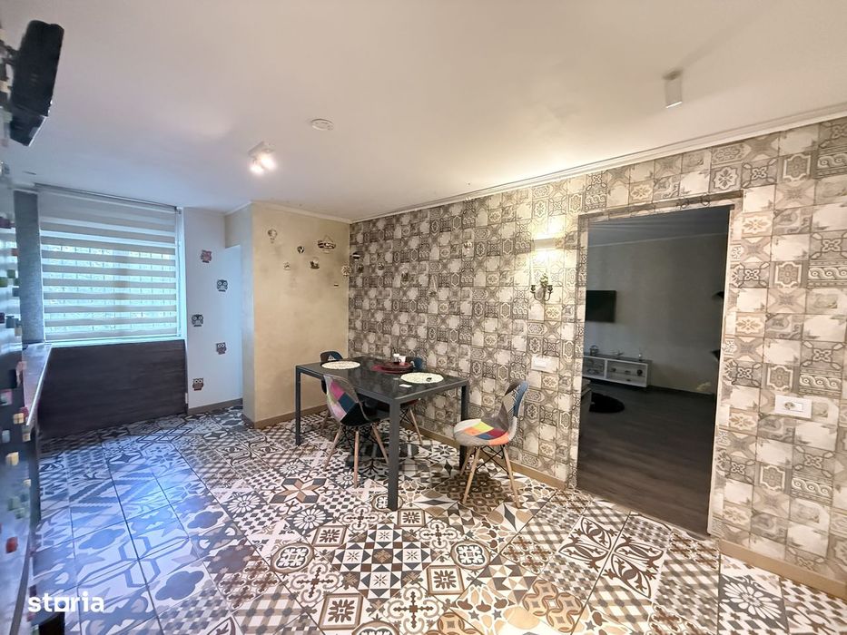 Apartament 3 camere renovat, Centrala proprie- Parc, scoli si stb