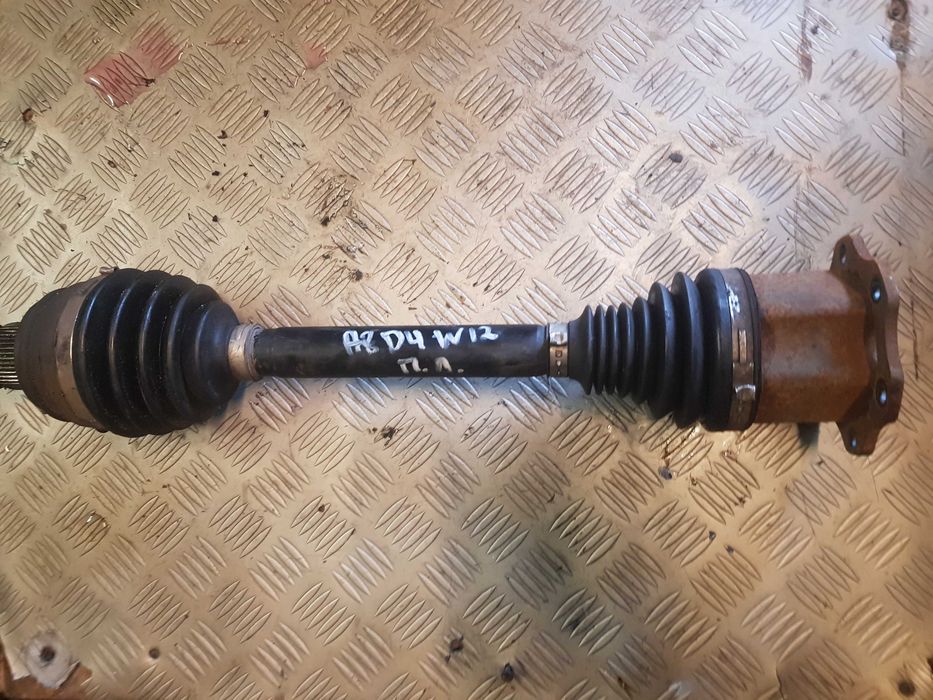 Предна лява полуоска за Audi A8 D4 6.3FSI W12