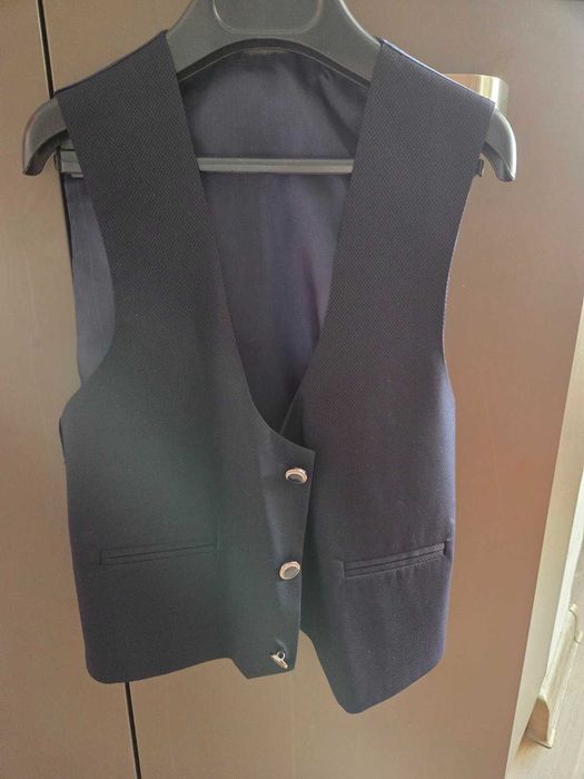 Детски костюм за момче размер 122