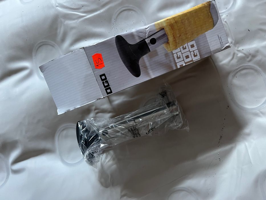 за рязане на ананас