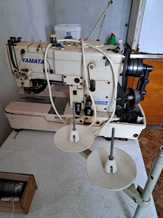 3 професионални шевни машини Juki, Pfaff и Yamata.