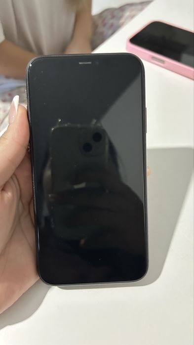 iPhone 11 (128GB)