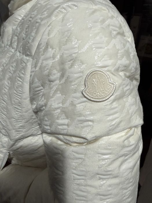 Geci Moncler Originale Noi