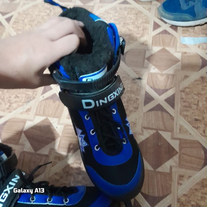 Продам коньки утеплёные спортивные
