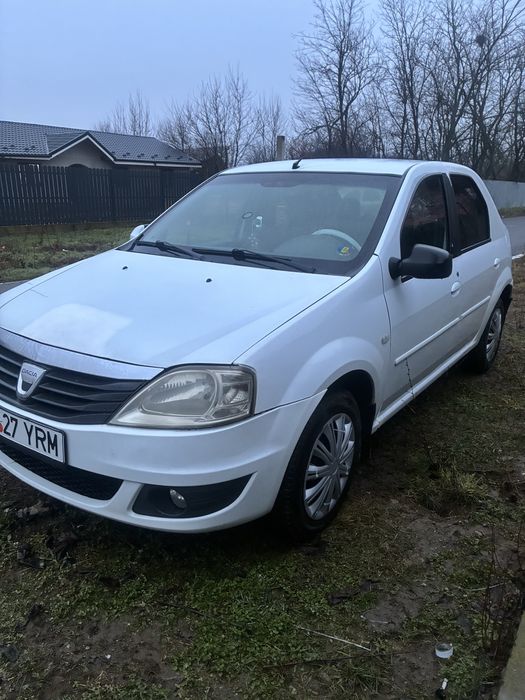 Vand Dacia Logan