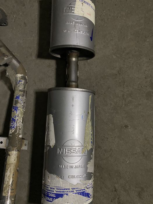 Продам глушитель на Nissan