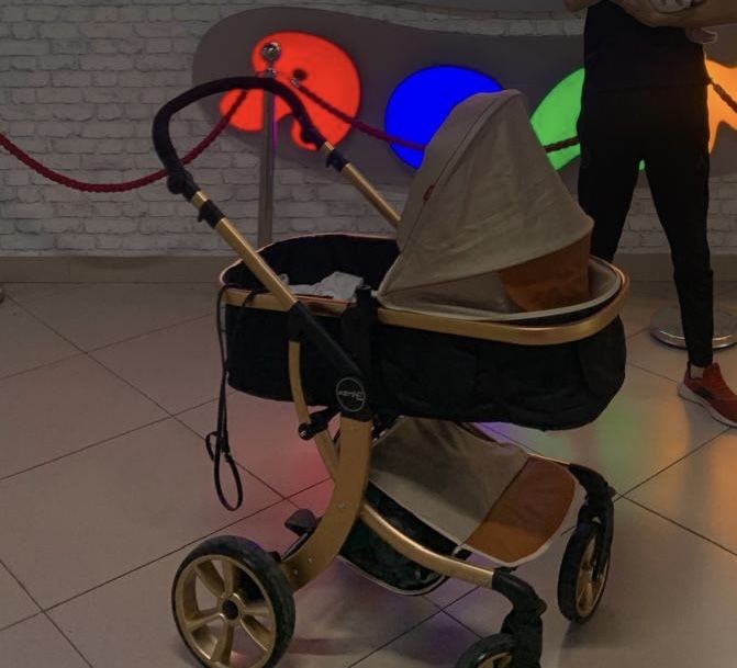 Продаю коляску ребенка