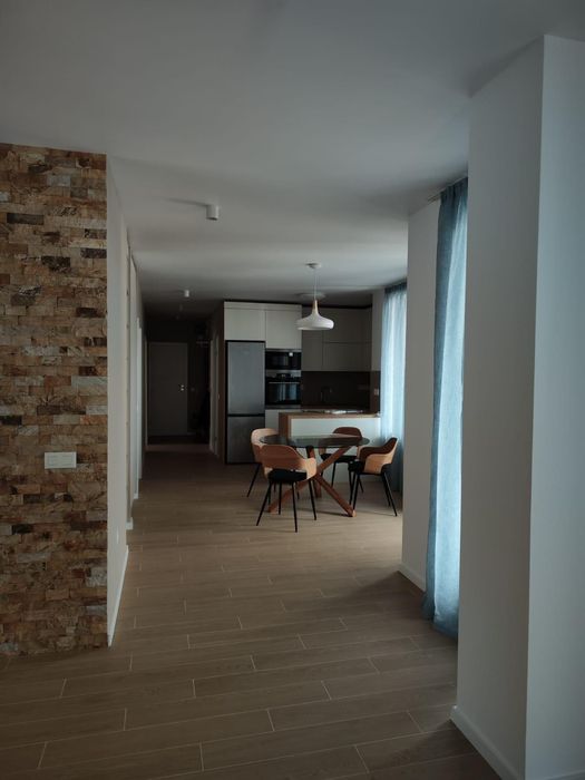 Дава се под наем Тристаен апартамент в София, Кръстова вада - 200 кв.м за 1499 € - Снимка #3