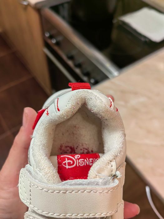 Waikiki Minnie, Мат стар боти, пантофи Gezer