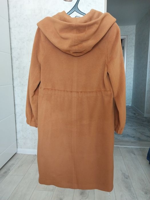 Пальто шерстянное