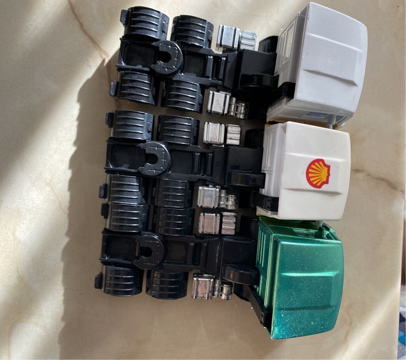 Vand lot machete scara 1:50